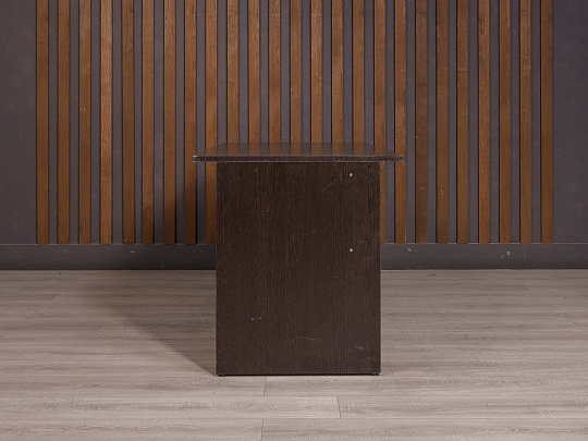 Стол прямоугольный ДСП Венге Россия