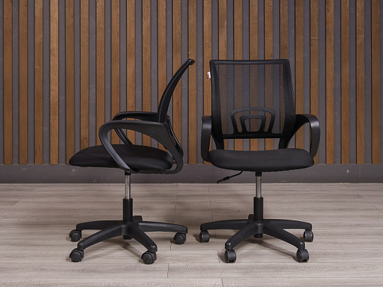 Офисное кресло EasyChair Ткань Чёрный Россия