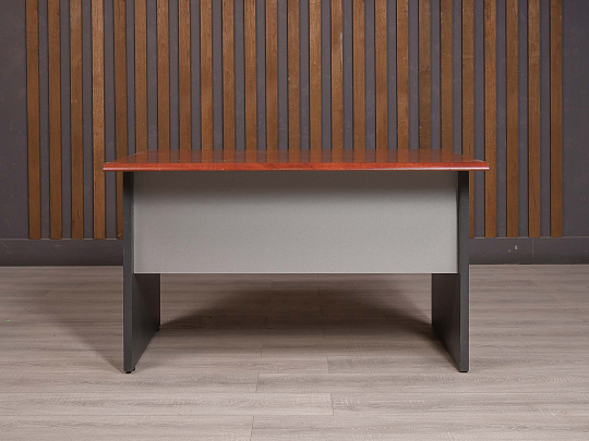 Стол прямоугольный ДСП Орех Россия