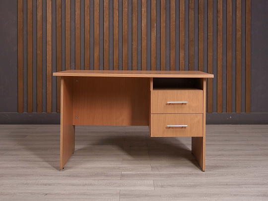 Стол с тумбой ДСП Клен Россия