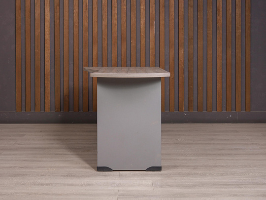 Стол эргономичный ДСП Ясень шимо Россия