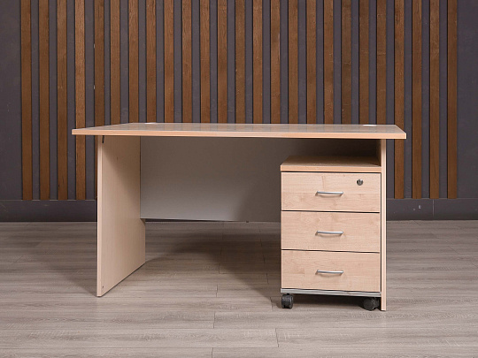 Стол с тумбой ДСП Дуб Россия