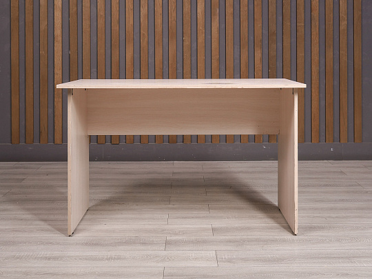 Стол прямоугольный ДСП Дуб Россия