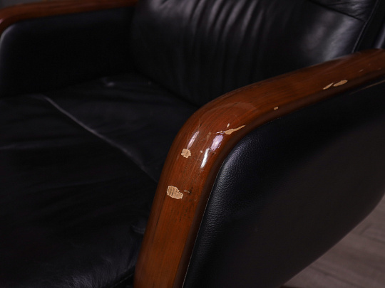 Кресло руководителя CHAIRMAN 417 Кожа Чёрный Россия