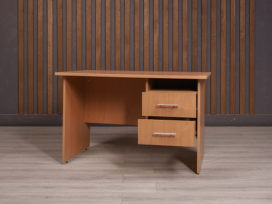 Стол с тумбой ДСП Клен Россия