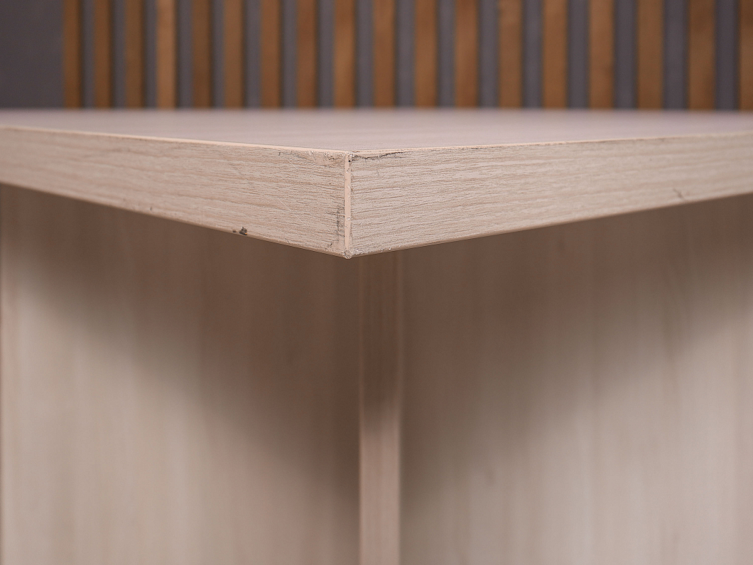 Стол для переговоров ДСП Дуб Россия (1256-28036)