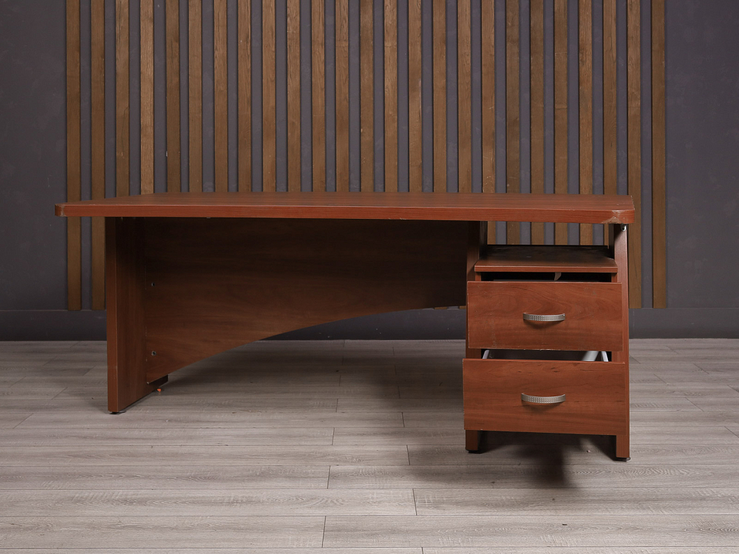 Стол руководителя ДСП Вишня Россия (1355-26095)