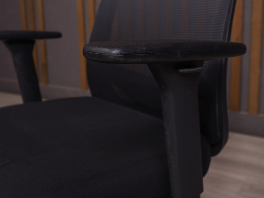 Офисное кресло Ткань Чёрный Россия