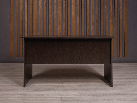 Стол прямоугольный ДСП Венге Россия