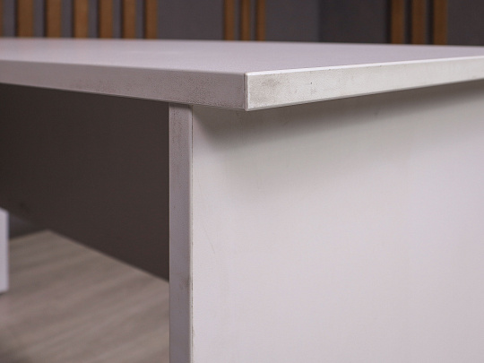 Стол с тумбой ДСП Серый Россия