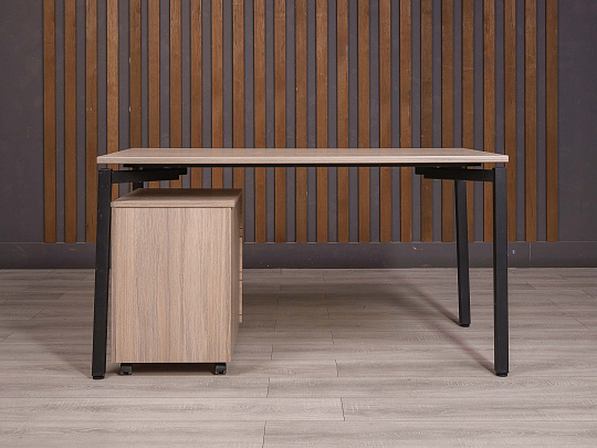 Стол с тумбой ДСП Ясень шимо Россия