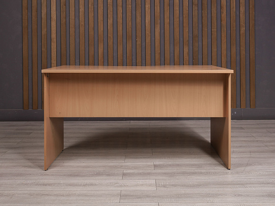 Стол эргономичный ДСП Бук Россия