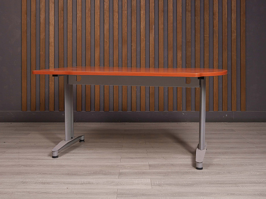 Стол эргономичный ДСП Орех Россия