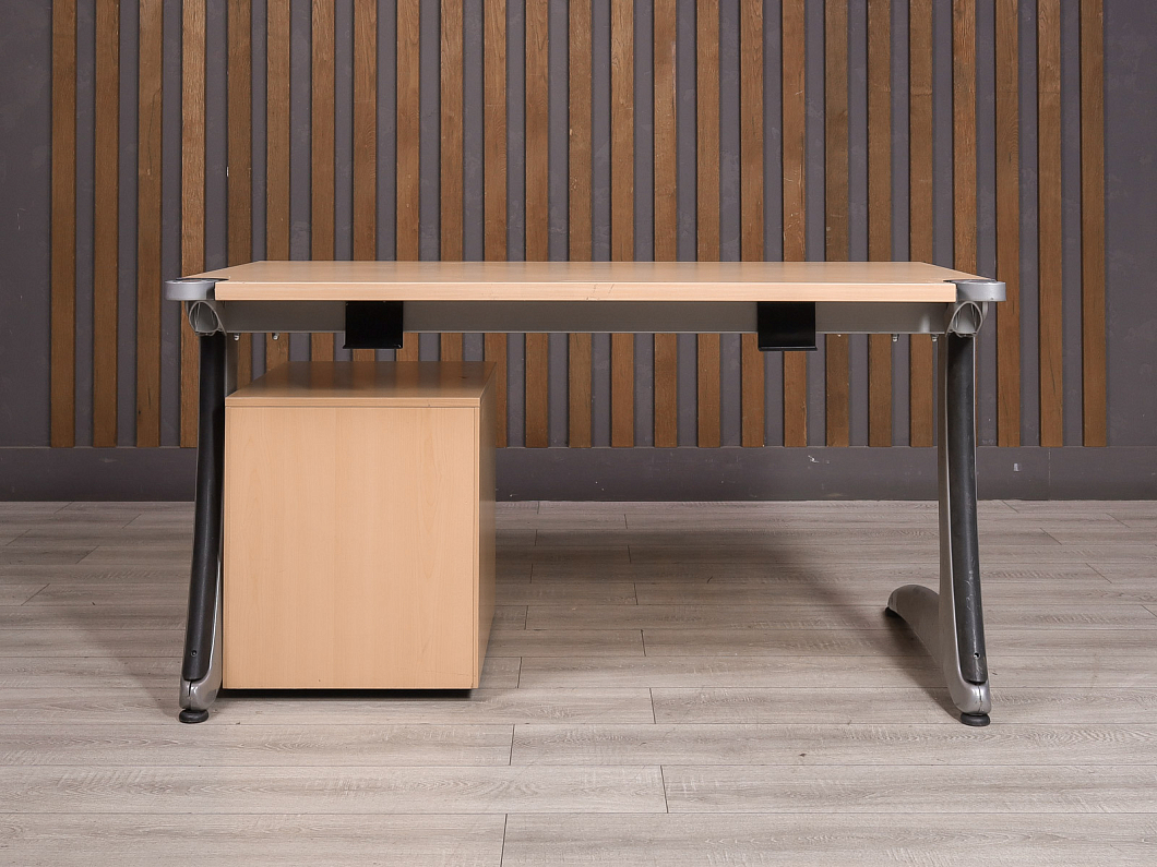 Стол с тумбой Steelcase ДСП Дуб США (21571-11085)