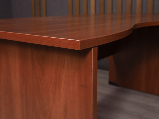 Стол с тумбой ДСП Вишня Россия