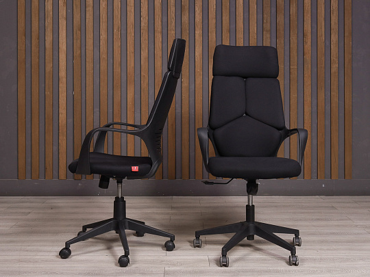 Офисное кресло ДЭФО Ткань Чёрный Россия