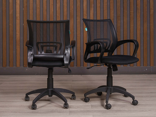 Офисное кресло Бюрократ Ткань Чёрный Россия