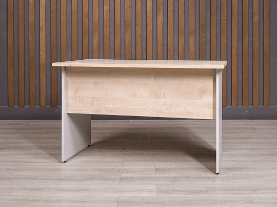 Стол прямоугольный ДСП Дуб Россия