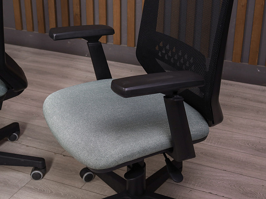 Офисное кресло Бюрократ EXPERT Ткань Зелёный Россия