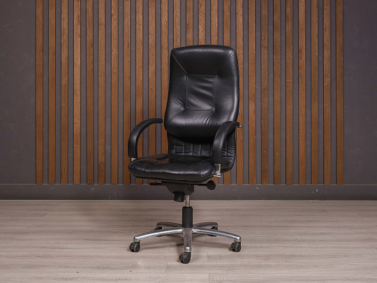 Кресло руководителя Кожа Чёрный Россия