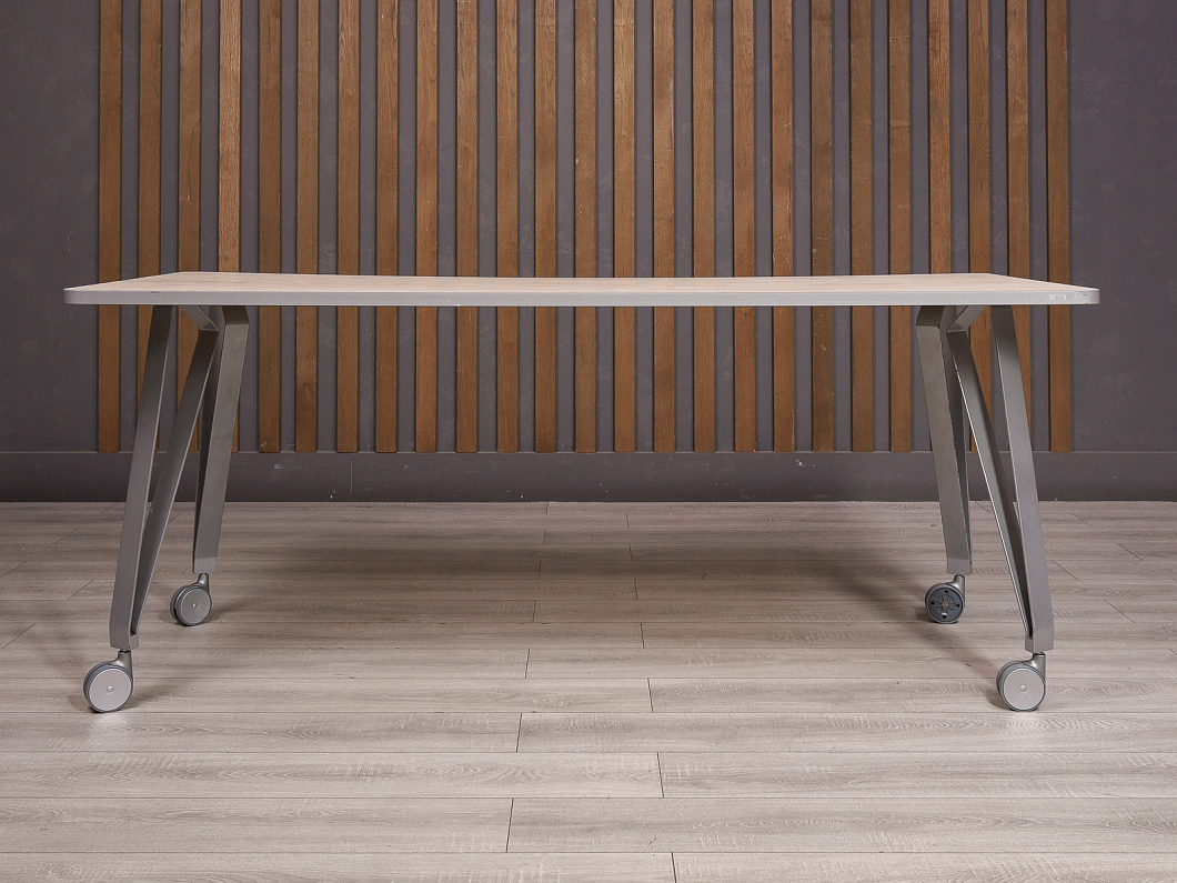 Стол прямоугольный ДСП Дуб Россия (23156-08115)