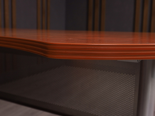 Стол с тумбой Berlin ДСП Орех Россия