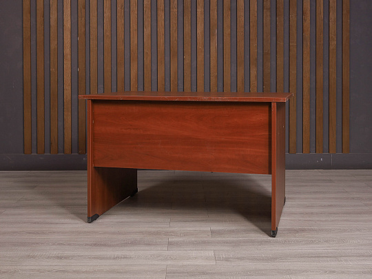 Стол прямоугольный ДСП Вишня Россия