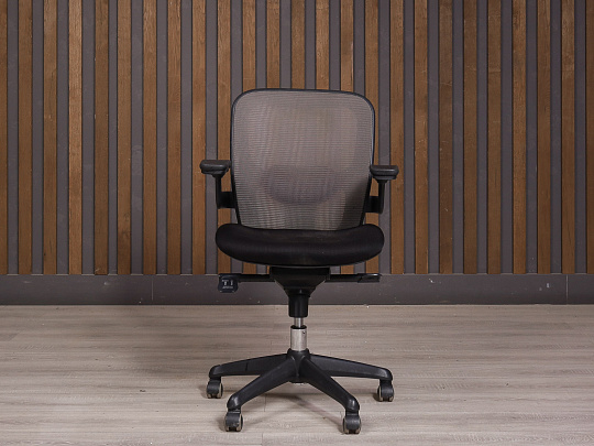 Офисное кресло Ткань Чёрный Россия