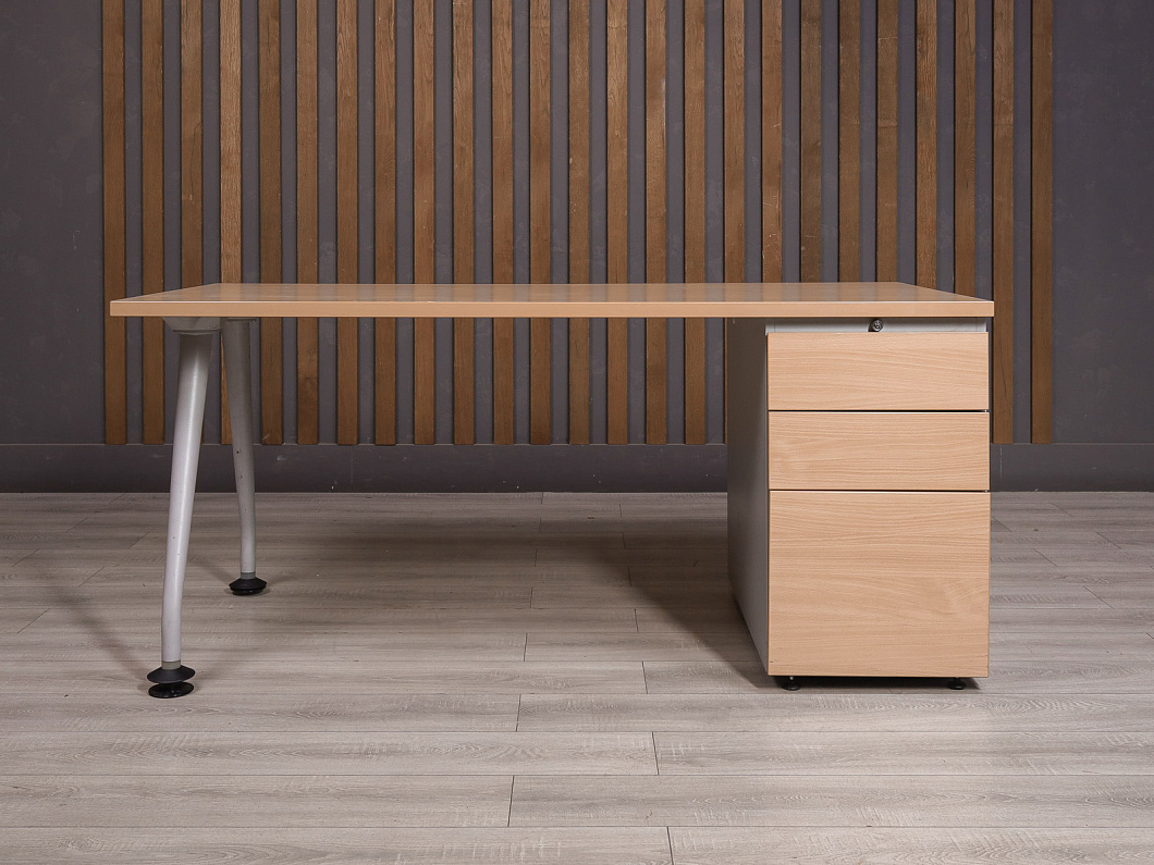 Стол с тумбой ДСП Клен Россия (21571-07115)