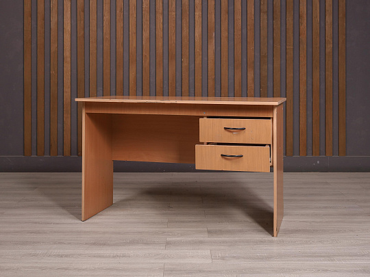 Стол с тумбой ДСП Клен Россия