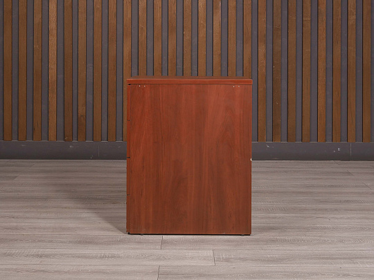 Тумба приставная ДСП Вишня Россия