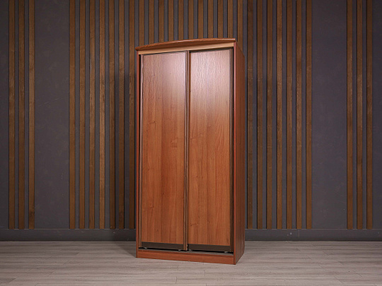 Шкаф для одежды ДСП Орех Россия