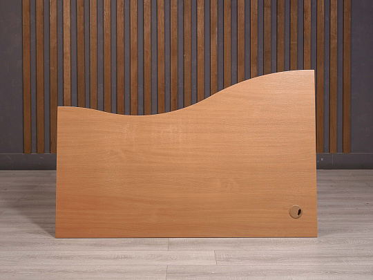 Стол эргономичный ДСП Клен Россия