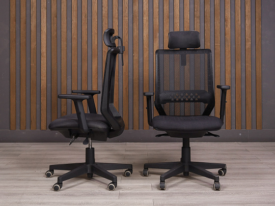 Кресло руководителя Бюрократ EXPERT Ткань Чёрный Россия