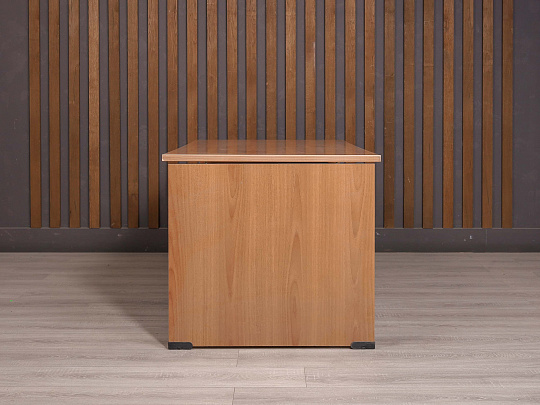 Стол прямоугольный ДСП Орех Россия