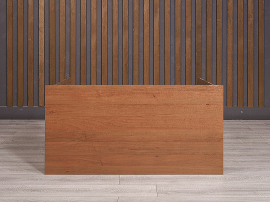 Стол прямоугольный ДСП Орех Россия