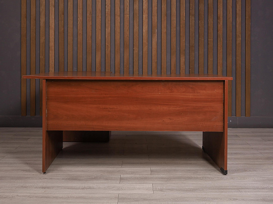 Стол с тумбой ДСП Вишня Россия