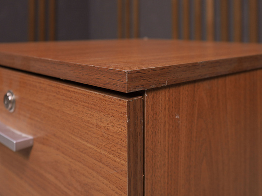 Тумба подкатная ДСП Орех Россия