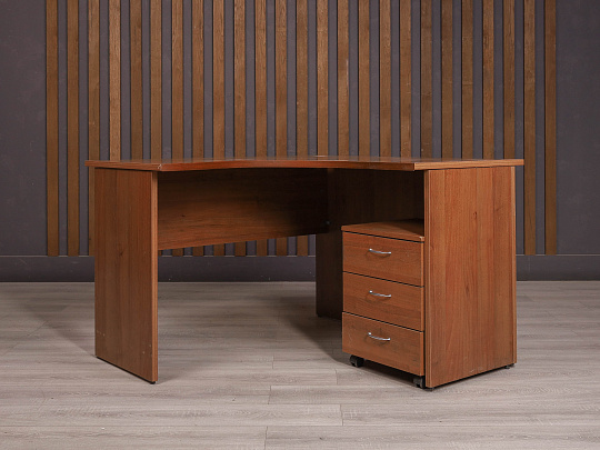 Стол с тумбой ДСП Орех Россия