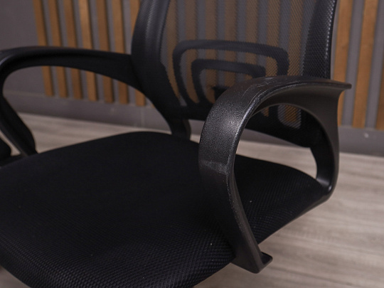 Офисное кресло Бюрократ Ткань Чёрный Россия