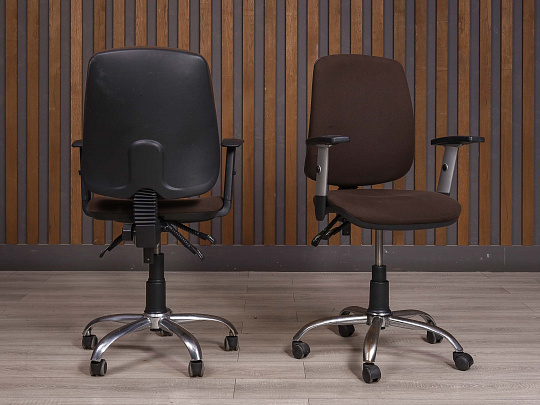 Офисное кресло Ткань Коричневый Россия