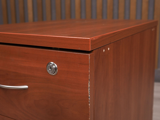 Тумба приставная ДСП Вишня Россия