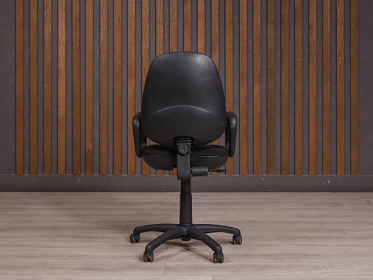 Офисное кресло Ткань Чёрный Россия