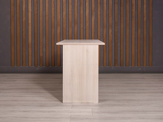 Стол прямоугольный ДСП Дуб Россия