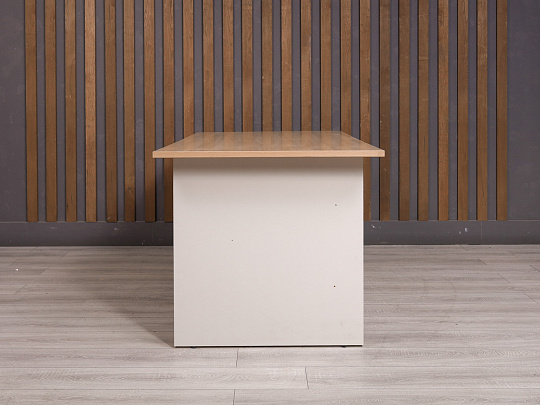 Стол прямоугольный ДСП Орех Россия