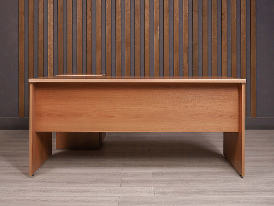 Стол с тумбой ДСП Орех Россия