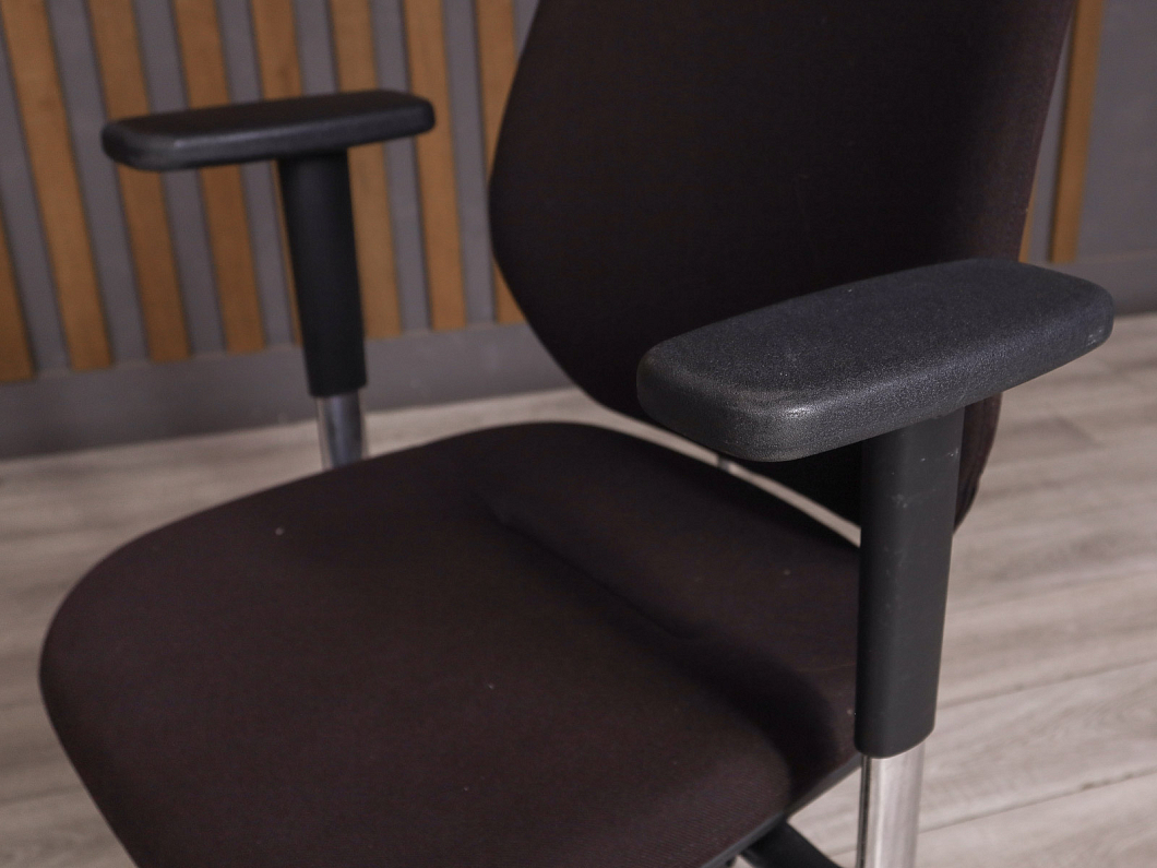 Офисное кресло Vitra Ткань Коричневый Швейцария (3163-08045)