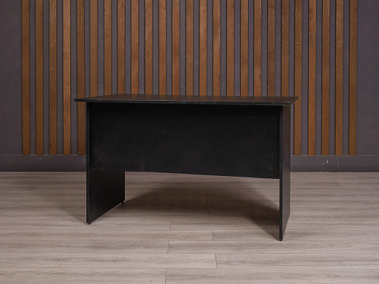 Стол прямоугольный ДСП Венге Россия