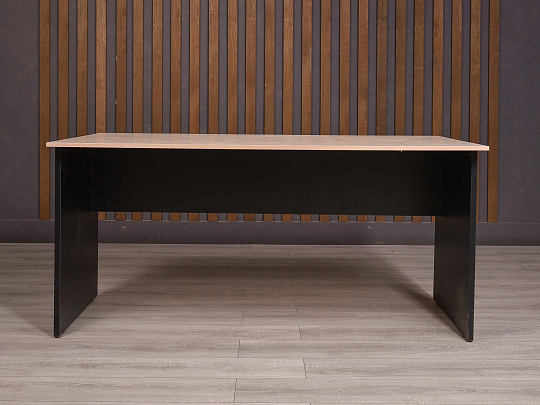 Стол прямоугольный ДСП Дуб Россия