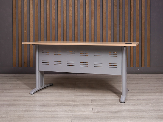 Стол прямоугольный Steelcase ДСП Клен США
